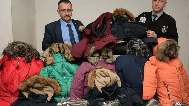 Samsun TSO'dan öğrencilere giysi yardımı