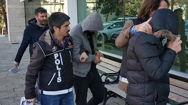 Samsun'da uyuşturucu operasyonu: 3 gözaltı