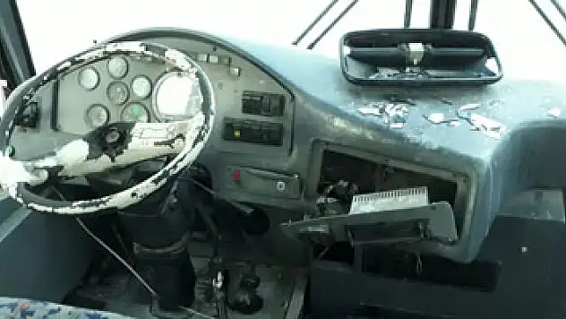 ALKOL ALIP TEYBİ ÇALDILAR