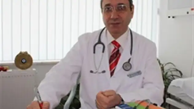 Uzun süreli öksürük hastalık habercisi