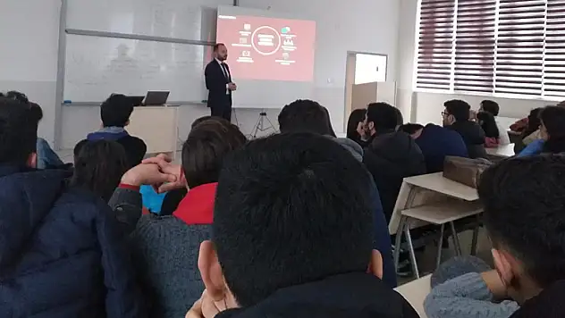 Part-time çalışmak isteyen öğrencilere THY'den imkan