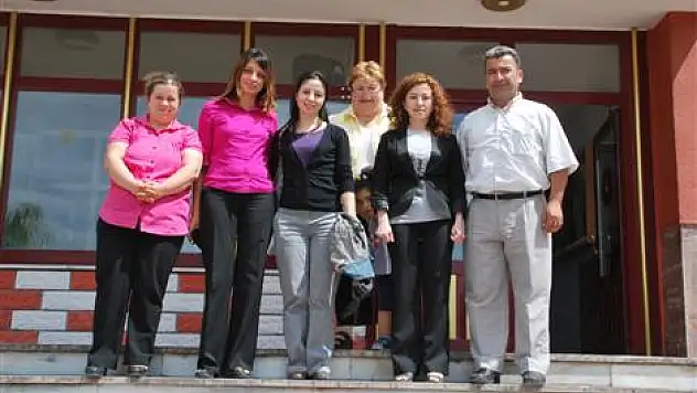 Bayan Hakim Veda Etti