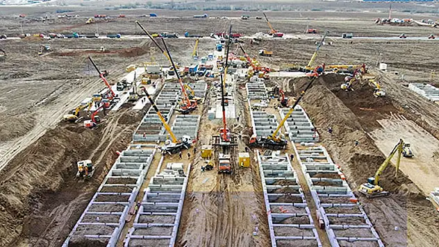 Rusya, korona virüsü taşıyan hastalar için hastane yapıyor