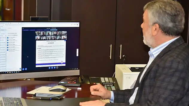 OMÜ'de senato toplantısı uzaktan yapıldı