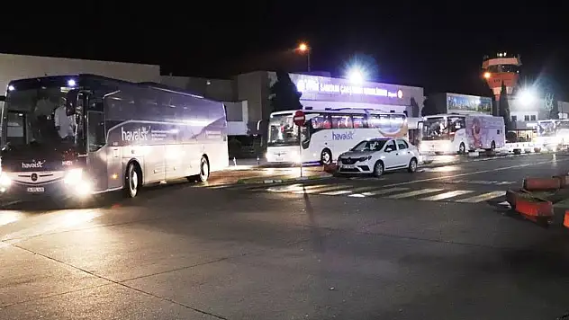 Cezayir'e gönderilecek ilk kafile Samsun'a ulaştı  