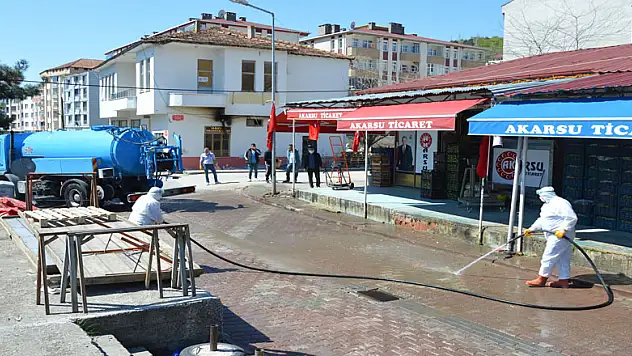 Havza Belediyesi'nden yasağın ikinci günü yoğun çalışma