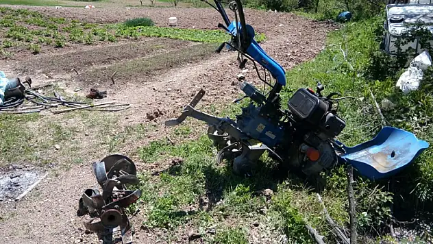 Tarla sürerken patpat makinesi hastanelik etti