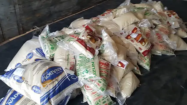 Türkmenlere gıda yardımı