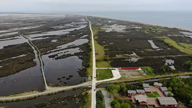 Cumhurbaşkanlığınca 'kesin korunacak hassas alan' ilan edilen Kuş Cenneti havadan görüntülendi