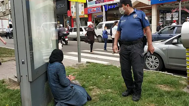 Kimliksiz dilenci polise zor anlar yaşattı 