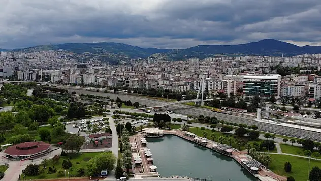 Kısıtlamanın ilk gününde Samsun sessizliğe büründü