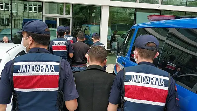 92 bin kök uyuşturucuyla ilgili 3 kişi tutuklandı 