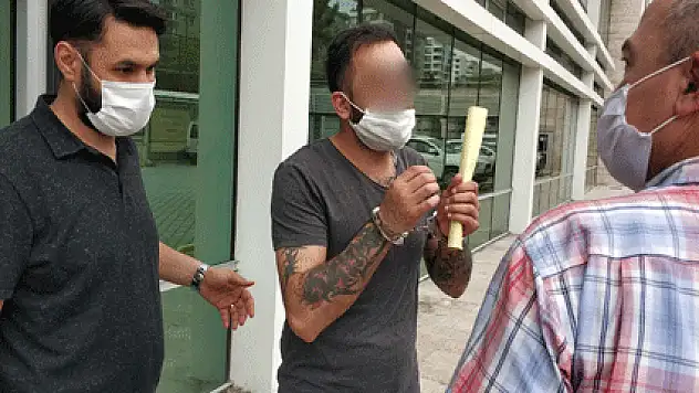 Cezaevinden izinli çıkan şahıs eşiyle tartıştığı sırada müdahale edeni vurdu