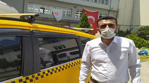 Taksiciden örnek davranış: 'Sağlıkçıları ücretsiz taşıyor'