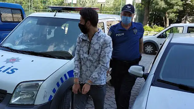 İş yerinden bilgisayar hırsızlığına gözaltı