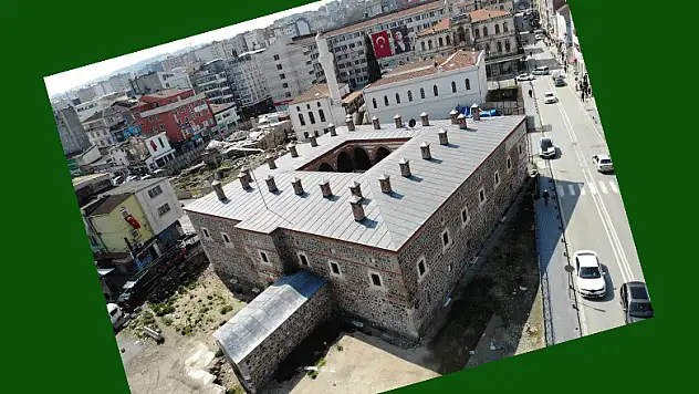 55 tarihi eser ayağa kaldırıldı