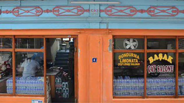 Osmanlı yapısından çay ocağına