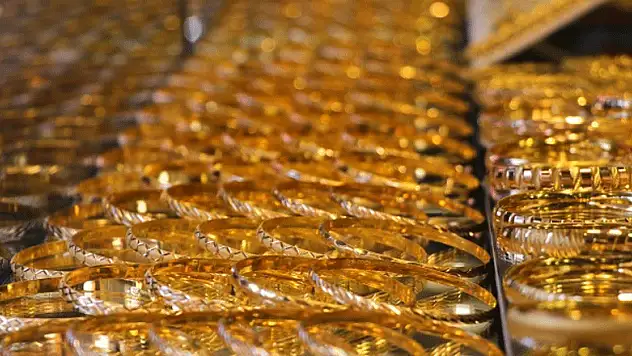 Altına talep artıyor