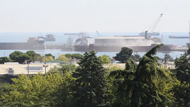 Samsun Limanı toz duman