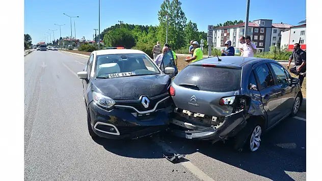 Terme'de trafik kazası: 1 yaralı