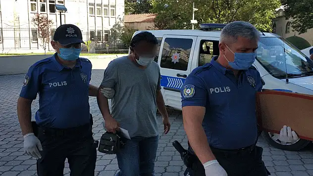 Parkta teşhircilik iddiasına meydan dayağı