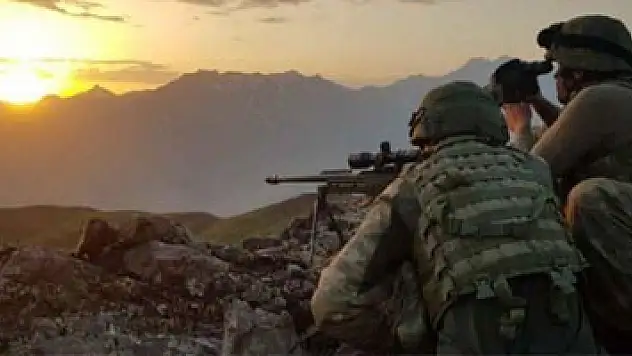 MSB: 'Terör örgütü PKK'nın bomba yüklü 2 maket uçağı düşürüldü'