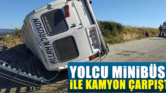 Samsun'da yolcu minibüsü ile kamyon çarpıştı: 1 ölü, 6 yaralı