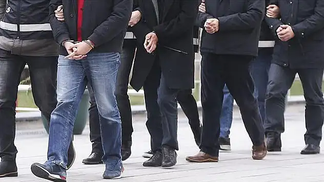 Uyuşturucu ticaretine 1 tutuklama, 2 adli kontrol