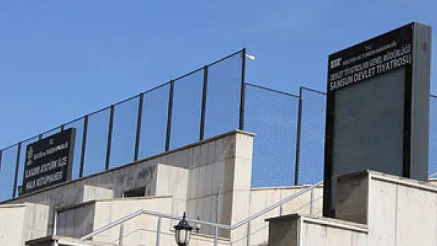 AKM'ye tel örgülü intihar önlemi