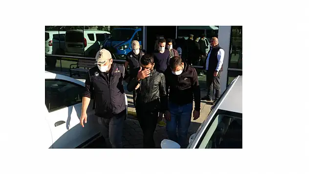 Samsun'da DEAŞ'tan 9 kişi adliyeye sevk edilip gözaltı süreleri uzatıldı