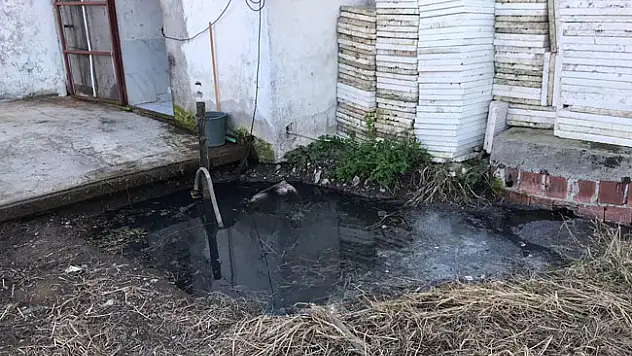 2 yaşındaki çocuk düştüğü su birikintisinde boğuldu