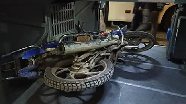 Çalıntı motosiklet, yolcu otobüsünün bagajında ele geçti