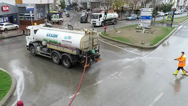 İlkadım Belediyesi kısıtlamada da hizmete devam ediyor