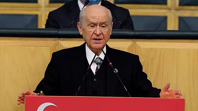 MHP Lideri Bahçeli'den Parodi haberi gerçek diye aktaran gazeteciye tepki
