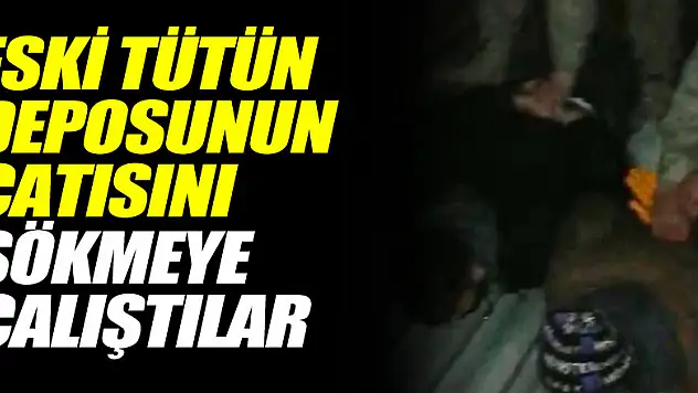 Bafra'da eski tütün deposunun çatısını sökmeye çalışan 5 kişi yakalandı