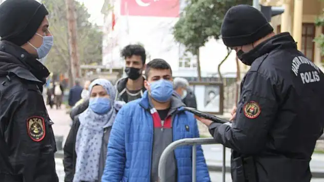 Samsun'da izolasyon kurallarını ihlal eden 3 kişiye idari işlem