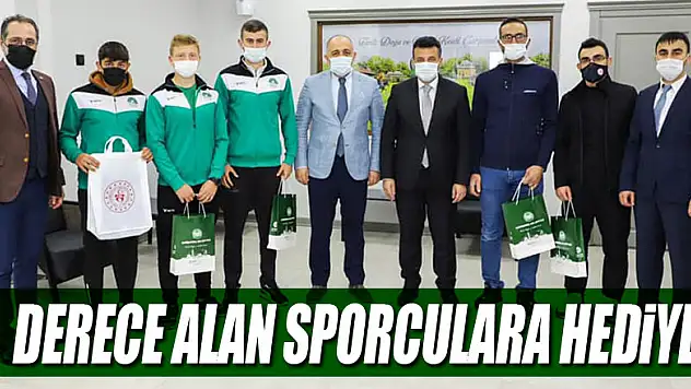 Derece alan sporculara hediye