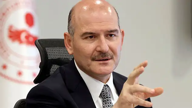 İçişleri Bakanı Süleyman Soylu, şahsına, ailesine ve emniyet teşkilatına yönelik hakaret ettiği ve iftirada bulunduğu gerekçesiyle Samsunspor Başkanı Yüksel Yıldırım hakkında avukatları aracılığıyla suç duyurusunda bulundu.