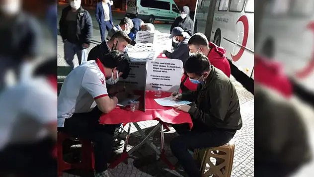 1965 Samsunsporlular Derneği'nden kan bağışı