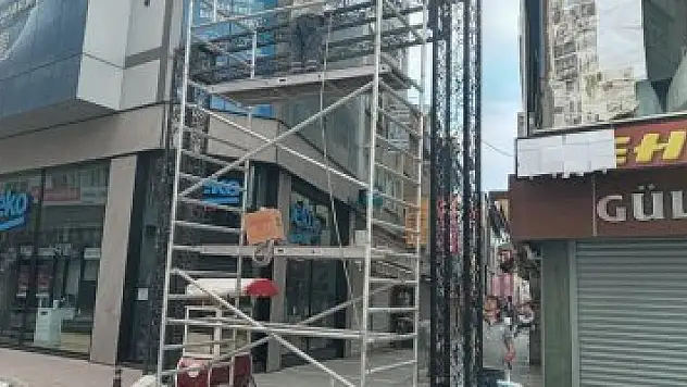 Mecidiye ve Fatih Sultan Mehmet caddelerine estetik rötuş