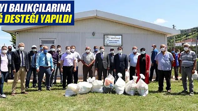 Kıyı balıkçılarına ağ desteği yapıldı