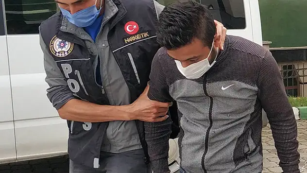 Uyuşturucu ticaretinden gözaltına alındı