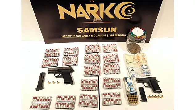 Samsun'da uyuşturucu ve silahla yakalanan 2 kişi gözaltına alındı