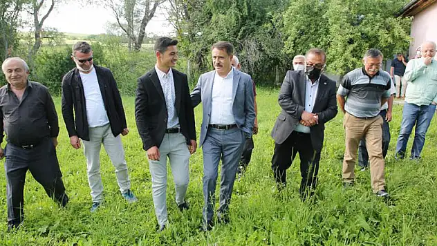 Başkan Deveci'den Türkiye'nin en genç muhtarının vizyonuna övgü