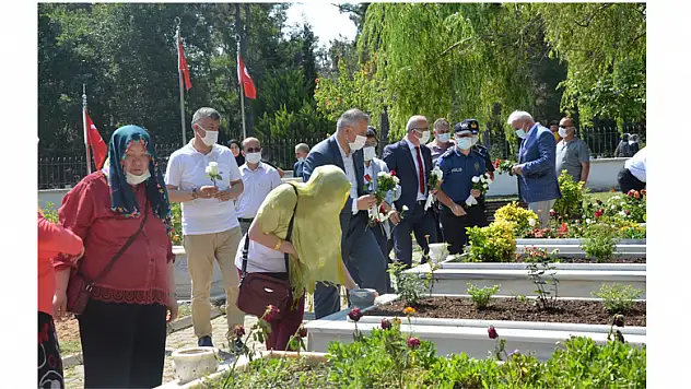 Bafra'da arefe gününde şehitler unutulmadı