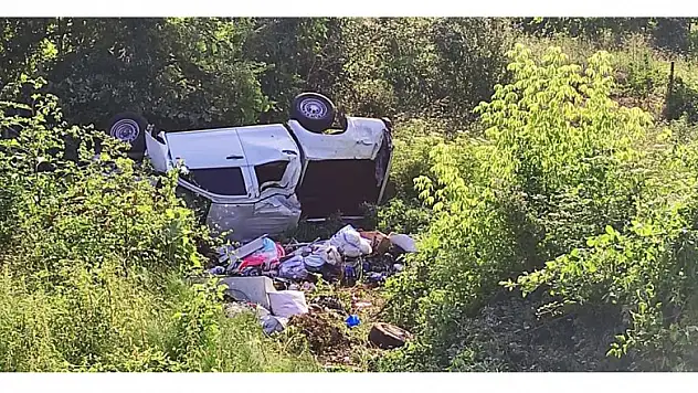 Samsun'da pikap şarampole yuvarlandı: 6 yaralı