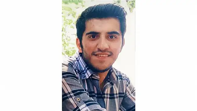 Denizde boğulma tehlikesi geçiren genç öğretmen hastanede hayatını kaybetti