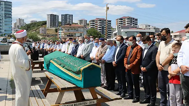 Başkan Sarıcaoğlu'nun kardeş acısı