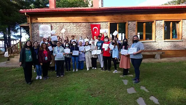 'Teoriden Uygulamaya Sınıf Dışı Eğitim Projesi' tamamlandı