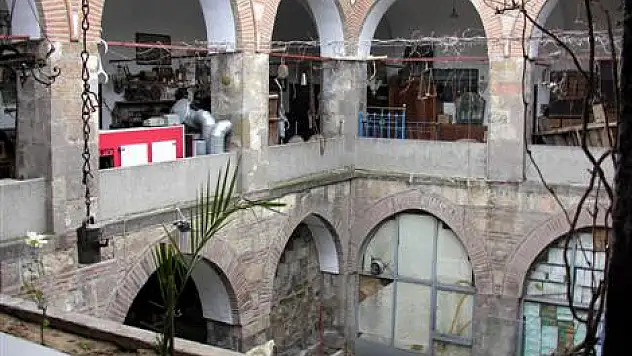 Taşhan'a bakım ve onarım